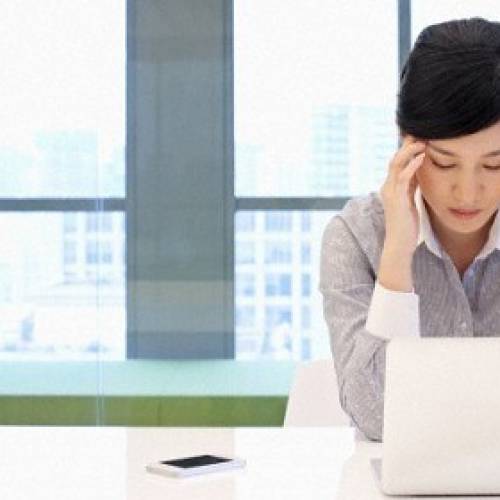 頸椎病引起頭暈、仿似耳水不平衡