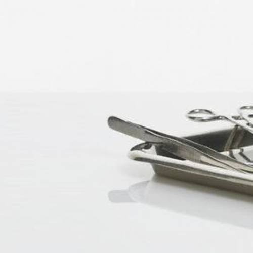 椎間盤突出壓坐骨神經，非一定接受手術嗎?